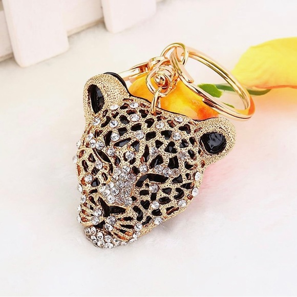 NWT Cheetah bag charm - Picture 3 of 3